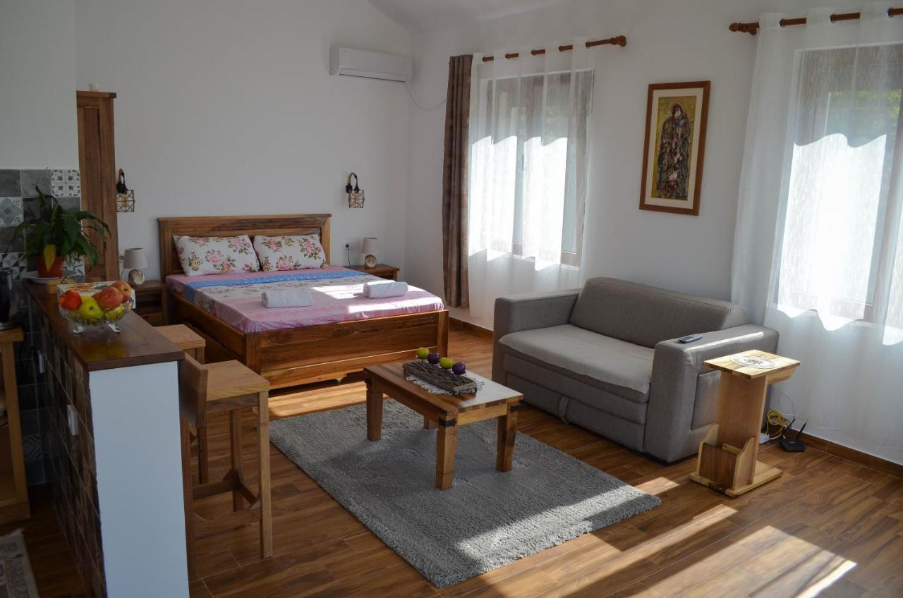 Prevalis Nature Cottage ヴィルパザル エクステリア 写真